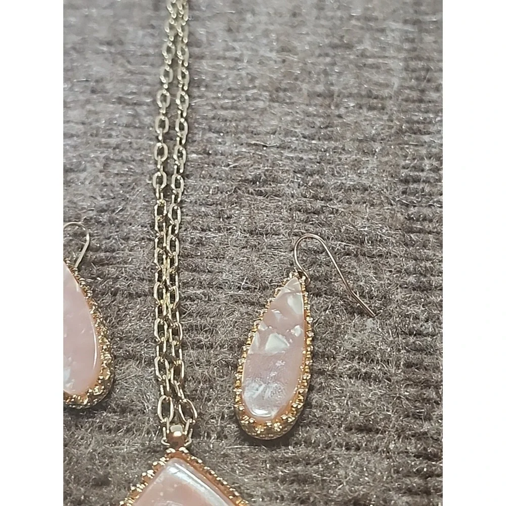 pink teardrop necklace and Dangle earrings Can Hook For Any Length